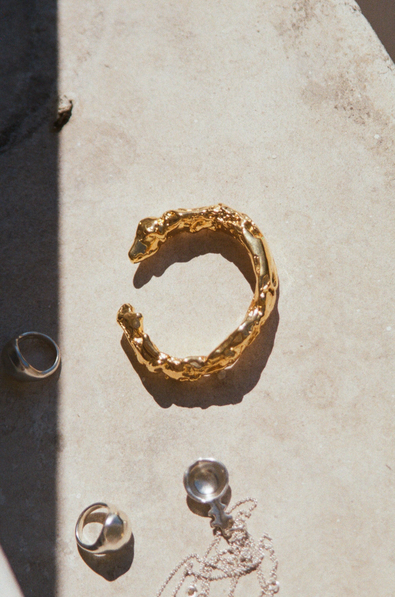 Dzvyn-bracelet-numi-kyiv-Sophia