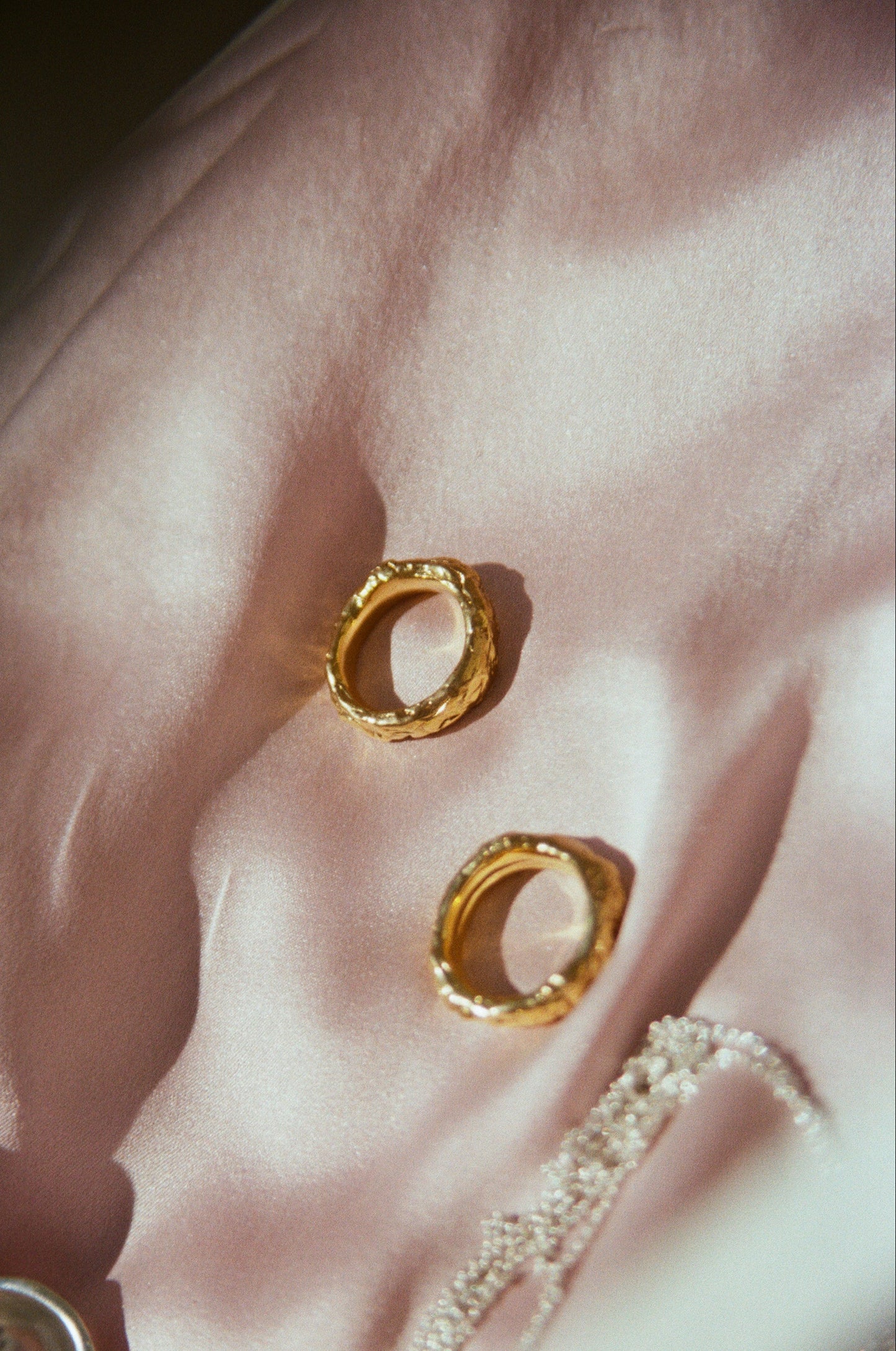 numikyiv-1049-Gold-Ring-Sophia-Collection